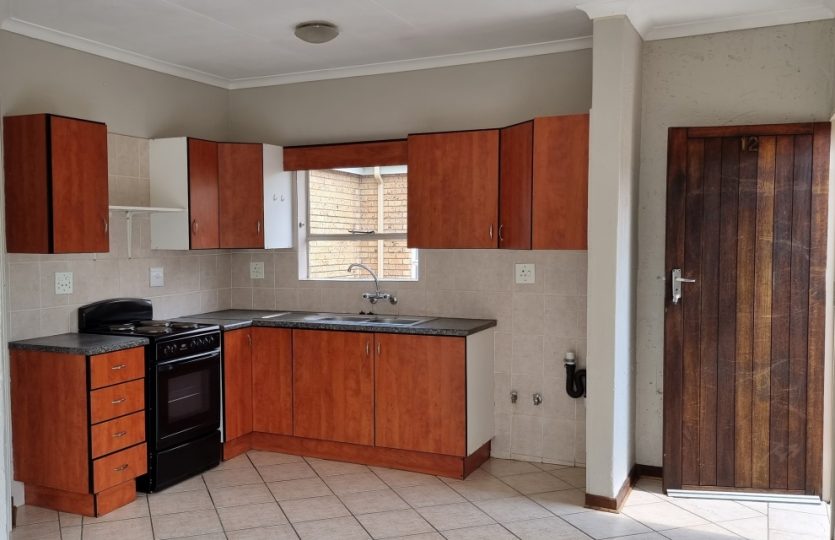 Dwarsweg Lifestyle Estate - 1 Bedroom - Secunda